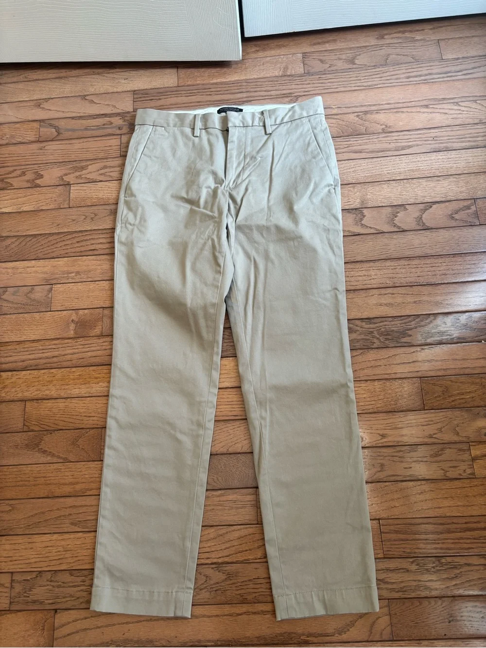 Banana Republic Men's Khaki Chino Pants - Light Tan